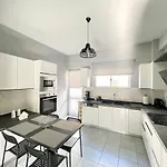 Apartment Down Town Kos Town